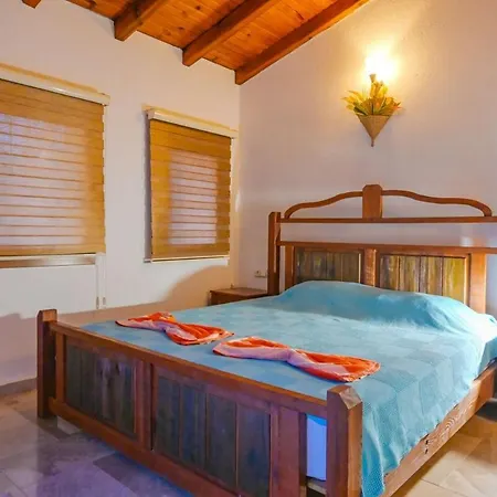 Candy Stone, Private Pool For 8 People Fethiye