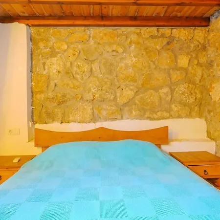 Candy Stone, Private Pool For 8 People Apartment Fethiye