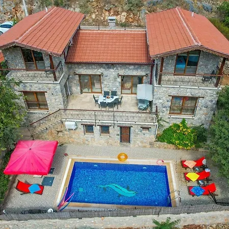 Candy Stone, Private Pool For 8 People Apartment